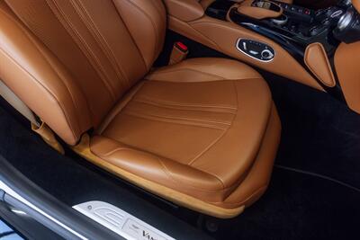 2019 Aston Martin Vantage   - Photo 23 - Costa Mesa, CA 92627