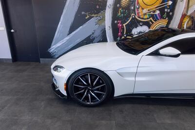2019 Aston Martin Vantage   - Photo 98 - Costa Mesa, CA 92627