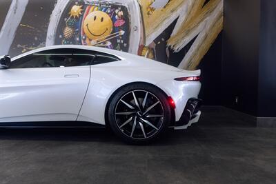 2019 Aston Martin Vantage   - Photo 100 - Costa Mesa, CA 92627