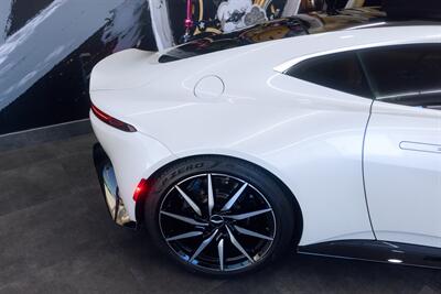 2019 Aston Martin Vantage   - Photo 18 - Costa Mesa, CA 92627