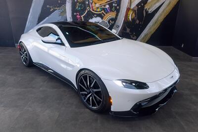 2019 Aston Martin Vantage   - Photo 7 - Costa Mesa, CA 92627