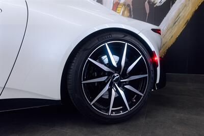 2019 Aston Martin Vantage   - Photo 86 - Costa Mesa, CA 92627