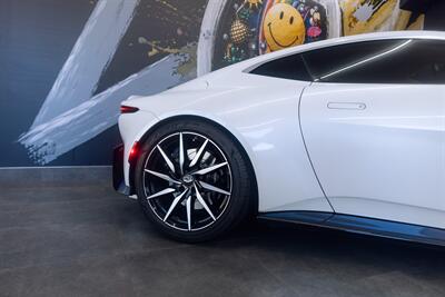 2019 Aston Martin Vantage   - Photo 15 - Costa Mesa, CA 92627