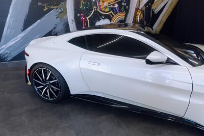 2019 Aston Martin Vantage   - Photo 13 - Costa Mesa, CA 92627
