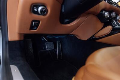 2019 Aston Martin Vantage   - Photo 95 - Costa Mesa, CA 92627