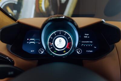 2019 Aston Martin Vantage   - Photo 65 - Costa Mesa, CA 92627