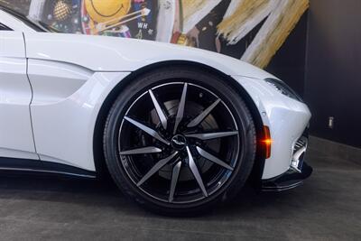 2019 Aston Martin Vantage   - Photo 34 - Costa Mesa, CA 92627