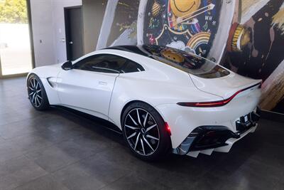 2019 Aston Martin Vantage   - Photo 102 - Costa Mesa, CA 92627