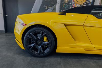 2006 Lamborghini Gallardo Spyder   - Photo 13 - Costa Mesa, CA 92627