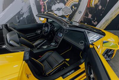 2006 Lamborghini Gallardo Spyder   - Photo 92 - Costa Mesa, CA 92627