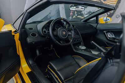 2006 Lamborghini Gallardo Spyder   - Photo 116 - Costa Mesa, CA 92627