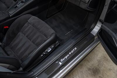 2019 Porsche 911 Targa 4 GTS   - Photo 61 - Costa Mesa, CA 92626