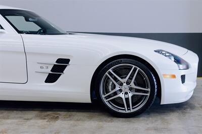 2011 Mercedes-Benz SLS AMG   - Photo 10 - Costa Mesa, CA 92626