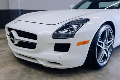 2011 Mercedes-Benz SLS AMG   - Photo 2 - Costa Mesa, CA 92626