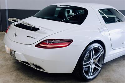 2011 Mercedes-Benz SLS AMG   - Photo 42 - Costa Mesa, CA 92626