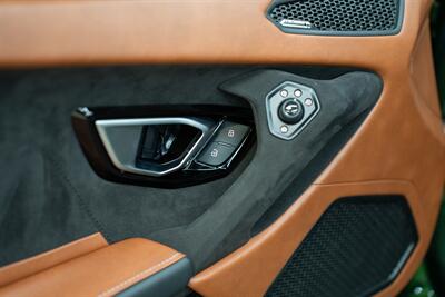 2023 Lamborghini Huracan Tecnica   - Photo 33 - Costa Mesa, CA 92626