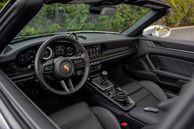 2024 Porsche 911 Targa 4S   - Photo 21 - Costa Mesa, CA 92626