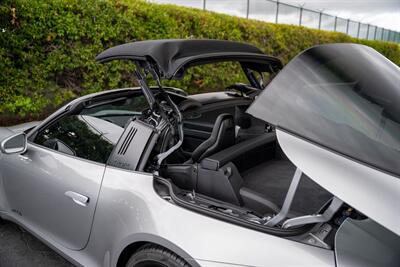 2024 Porsche 911 Targa 4S   - Photo 116 - Costa Mesa, CA 92626