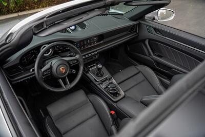 2024 Porsche 911 Targa 4S   - Photo 91 - Costa Mesa, CA 92626
