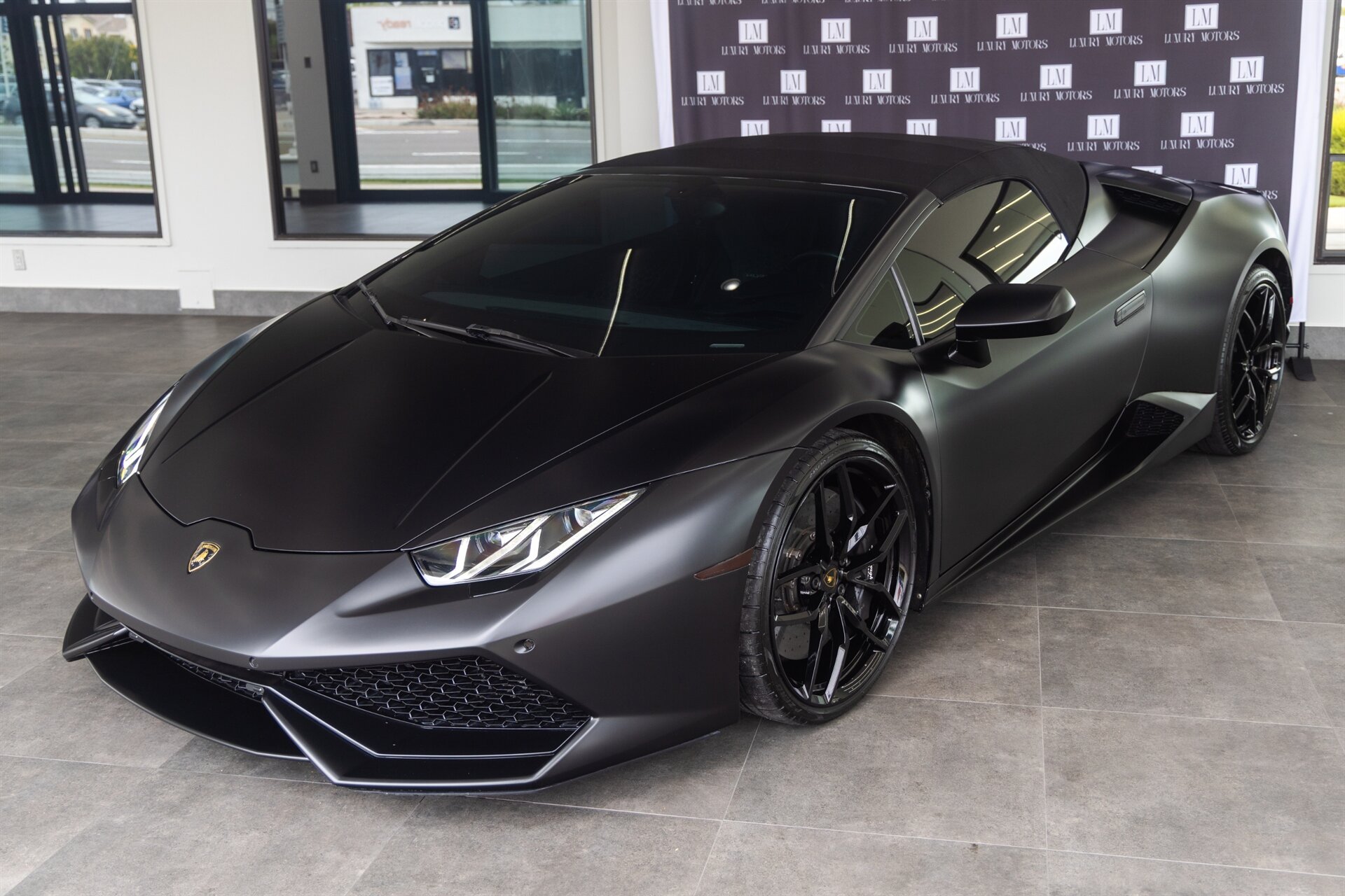 2017 Lamborghini Huracan LP 610-4 Spyder   - Photo 1 - Costa Mesa, CA 92626