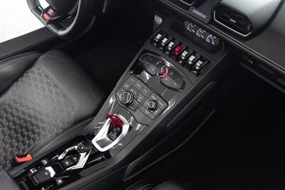 2017 Lamborghini Huracan LP 610-4 Spyder   - Photo 33 - Costa Mesa, CA 92626