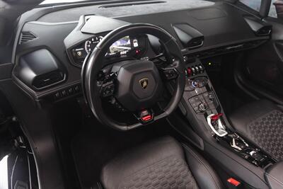 2017 Lamborghini Huracan LP 610-4 Spyder   - Photo 21 - Costa Mesa, CA 92626
