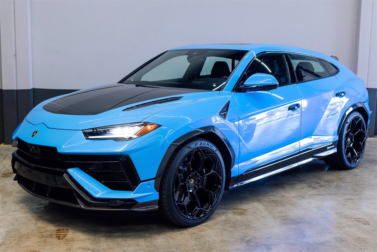 2024 Lamborghini Urus 4.0 V8 Performante's photo
