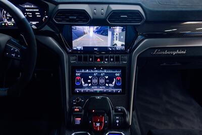 2024 Lamborghini Urus Performante   - Photo 42 - Costa Mesa, CA 92626