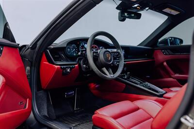 2024 Porsche 911 Carrera GTS   - Photo 43 - Costa Mesa, CA 92626