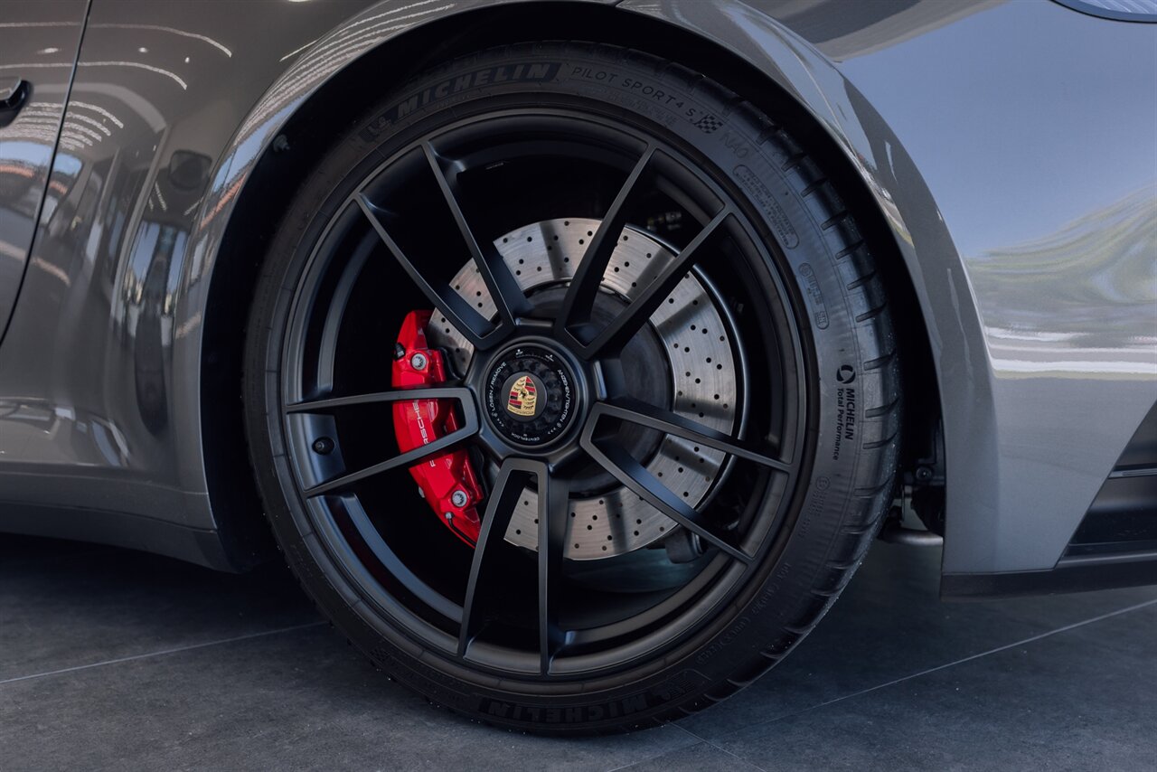 2024 Porsche 911 GTS - Photo 67