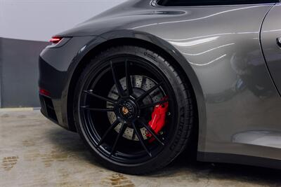 2024 Porsche 911 Carrera GTS   - Photo 34 - Costa Mesa, CA 92626