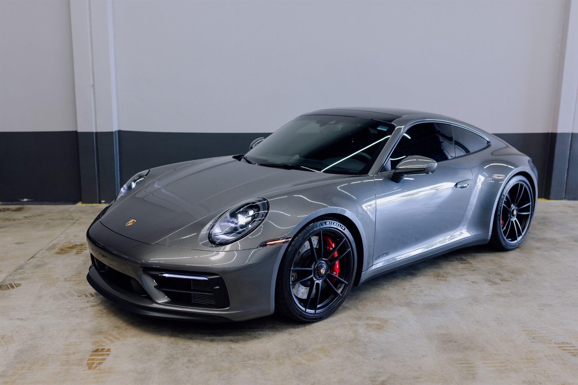 2024 Porsche 911 Carrera GTS   - Photo 1 - Costa Mesa, CA 92626