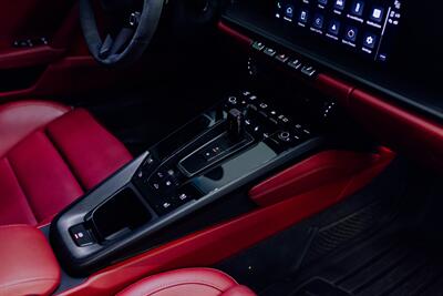2024 Porsche 911 Carrera GTS   - Photo 40 - Costa Mesa, CA 92626