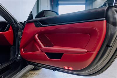 2024 Porsche 911 Carrera GTS   - Photo 41 - Costa Mesa, CA 92626
