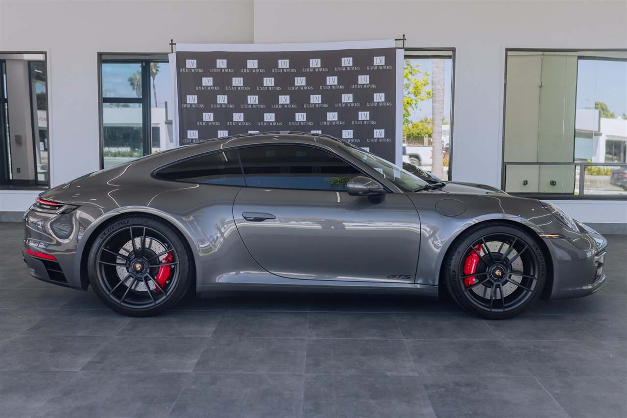 2024 Porsche 911 GTS - Photo 27