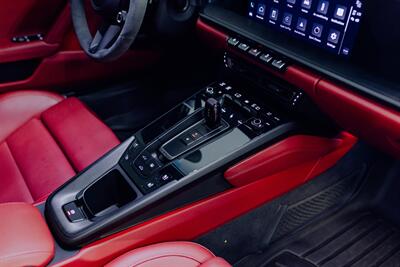 2024 Porsche 911 Carrera GTS   - Photo 14 - Costa Mesa, CA 92626
