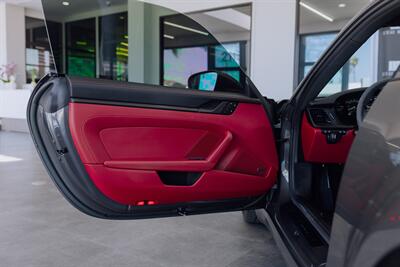 2024 Porsche 911 Carrera GTS   - Photo 70 - Costa Mesa, CA 92626
