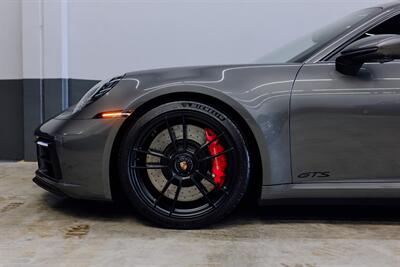 2024 Porsche 911 Carrera GTS   - Photo 18 - Costa Mesa, CA 92626