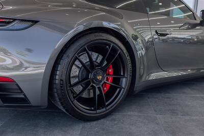 2024 Porsche 911 Carrera GTS   - Photo 34 - Costa Mesa, CA 92626