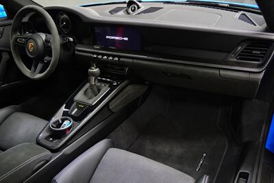 2022 Porsche 911 GT3   - Photo 12 - Costa Mesa, CA 92626