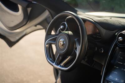 2022 McLaren GT   - Photo 12 - Costa Mesa, CA 92626