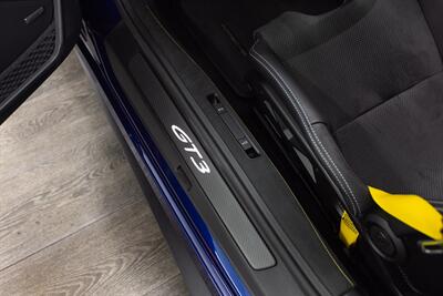 2025 Porsche 911 GT3   - Photo 45 - Costa Mesa, CA 92626