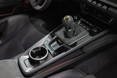 2025 Porsche 911 GT3   - Photo 25 - Costa Mesa, CA 92626