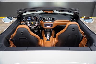 2015 Ferrari California T   - Photo 22 - Costa Mesa, CA 92626
