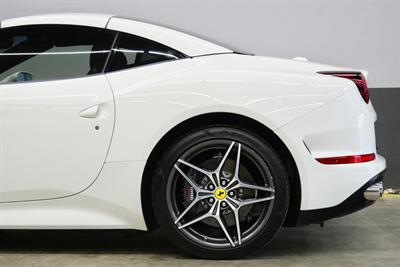 2015 Ferrari California T   - Photo 21 - Costa Mesa, CA 92626
