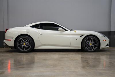 2015 Ferrari California T   - Photo 15 - Costa Mesa, CA 92626