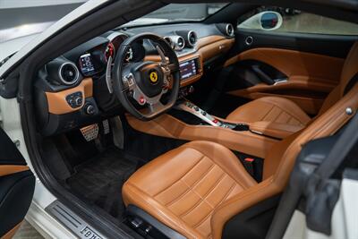 2015 Ferrari California T   - Photo 16 - Costa Mesa, CA 92626