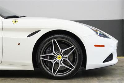 2015 Ferrari California T   - Photo 24 - Costa Mesa, CA 92626