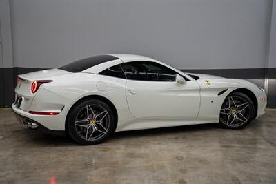 2015 Ferrari California T   - Photo 6 - Costa Mesa, CA 92626