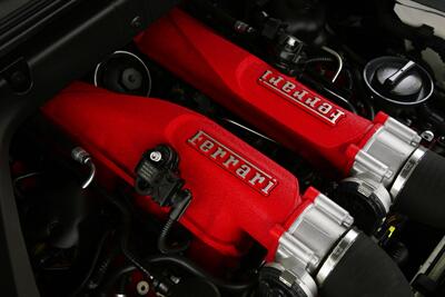 2015 Ferrari California T   - Photo 18 - Costa Mesa, CA 92626